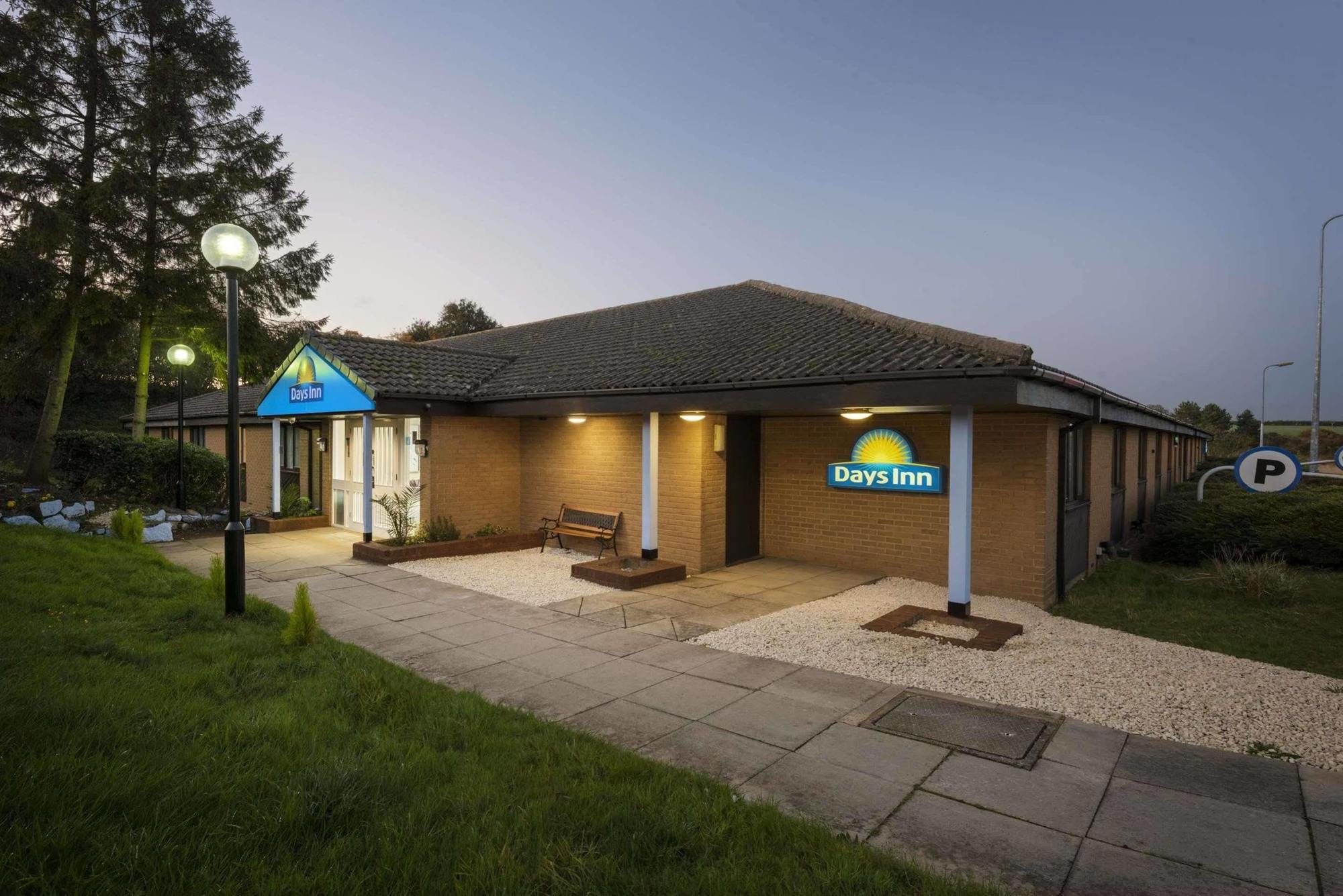 Days Inn Sutton Scotney North Eksteriør bilde